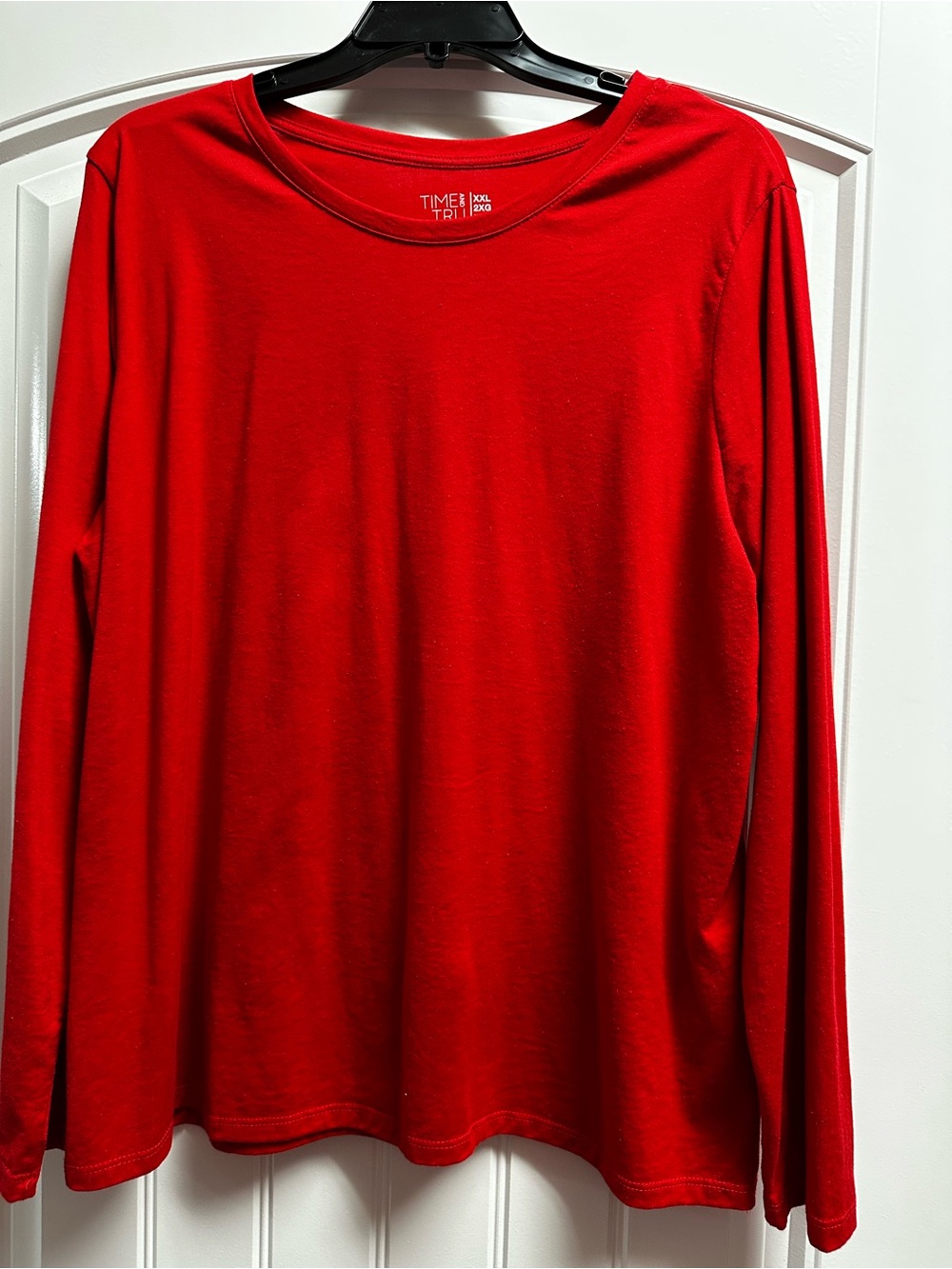 Time and Tru Bright Red Long Sleeve Crewneck Tee Large